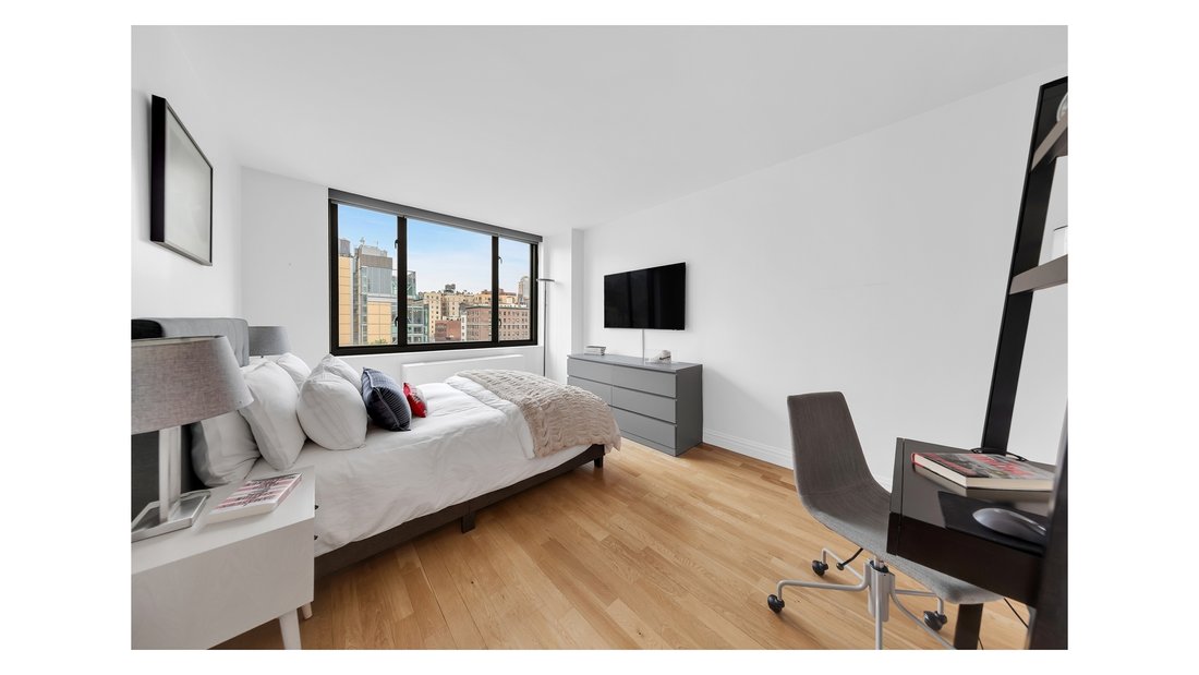 Condo in New York, New York, United States 5 - 18223697