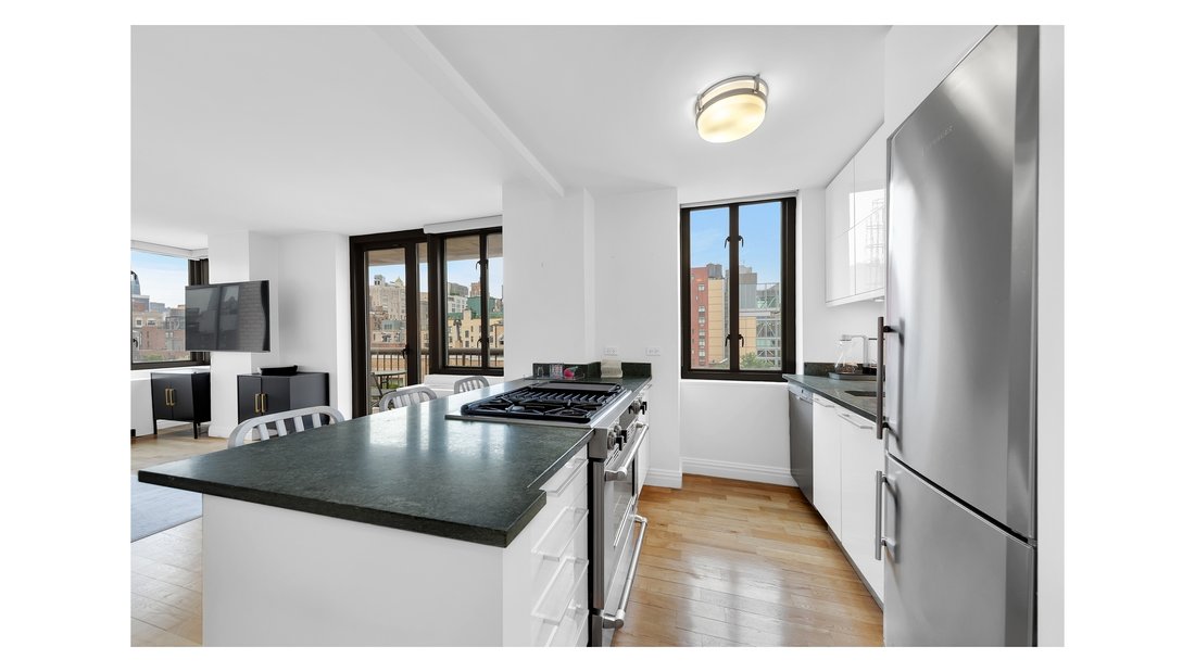 Condo in New York, New York, United States 3 - 18223697