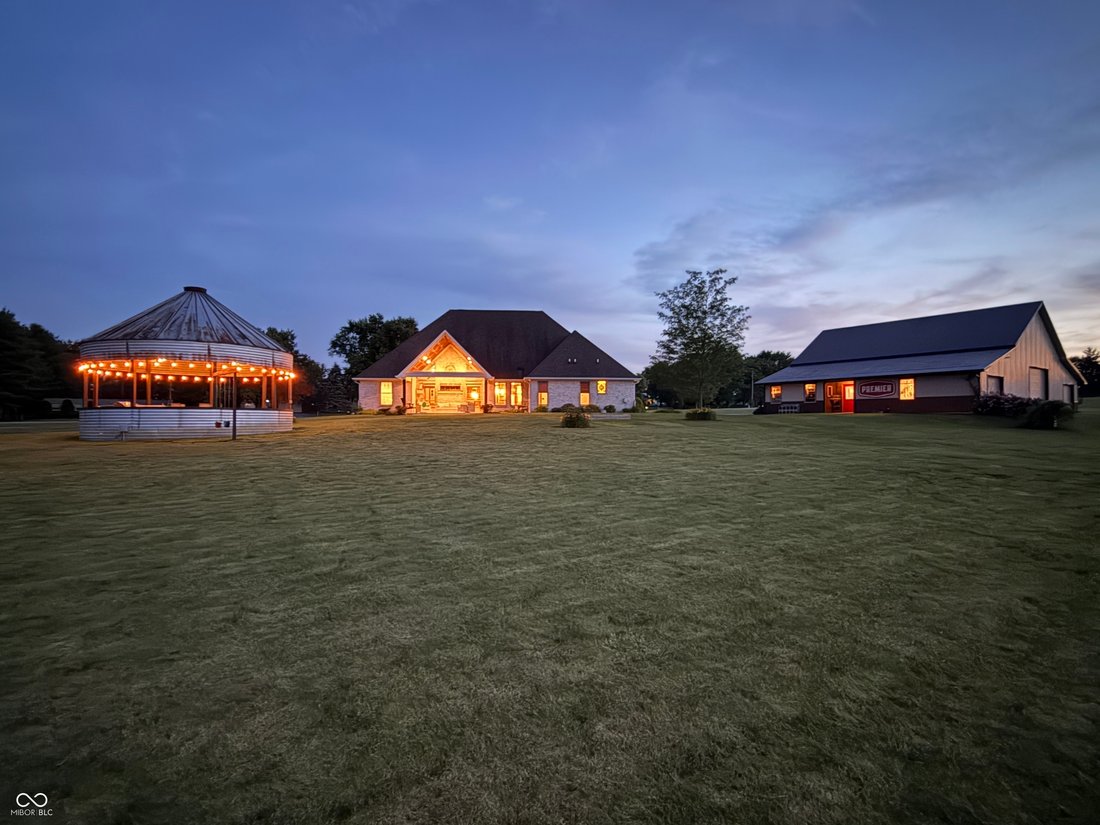 House in Monrovia, Indiana, United States 3 - 18222028