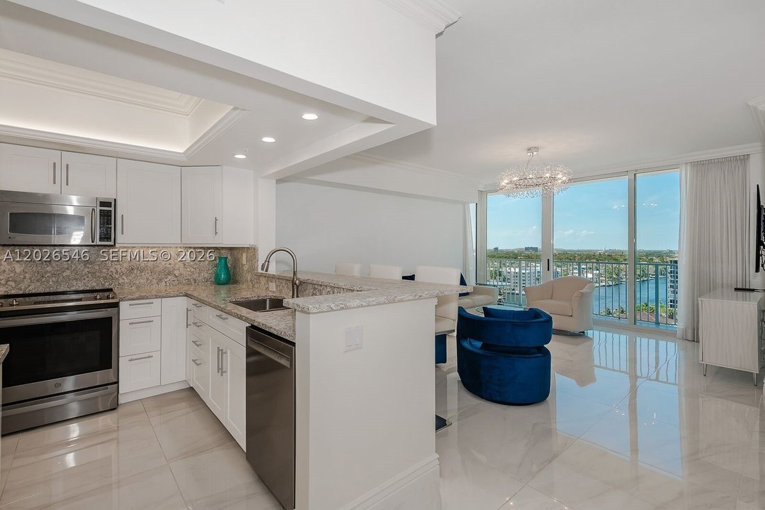 Condo in Fort Lauderdale, Florida, United States 2 - 18026034