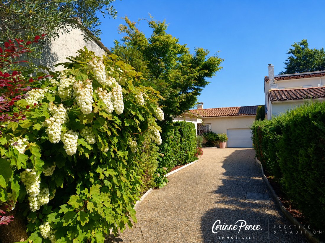 House in Garons, Occitania, France 5 - 18222806