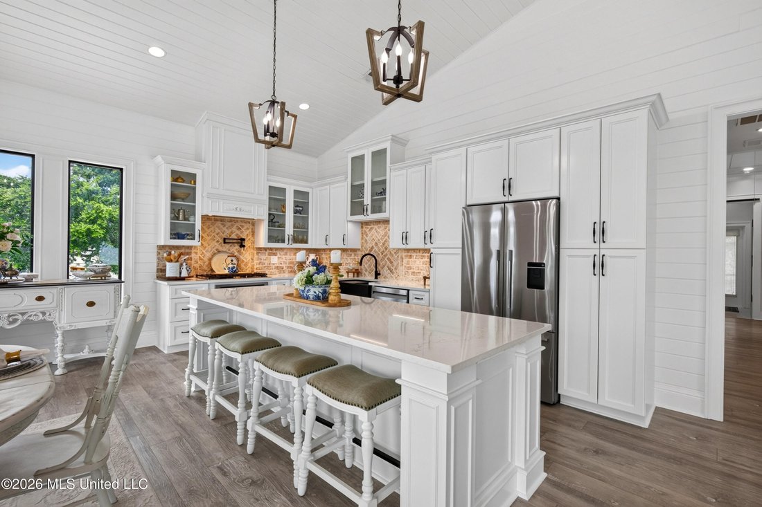House in Long Beach, Mississippi, United States 5 - 18222182