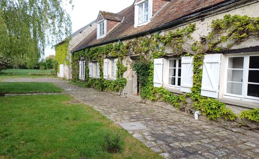 House in Rambouillet, Ile-de-France, France 1