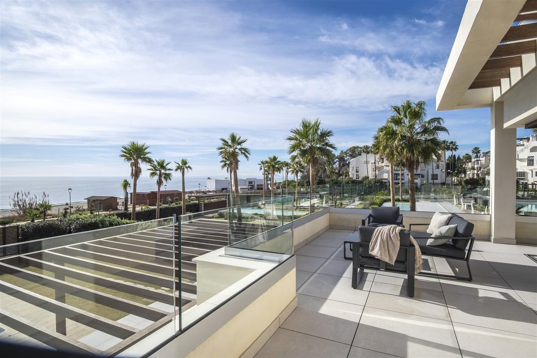 Villa in Cancelada, Estepona, Andalusia 2 - 18222133