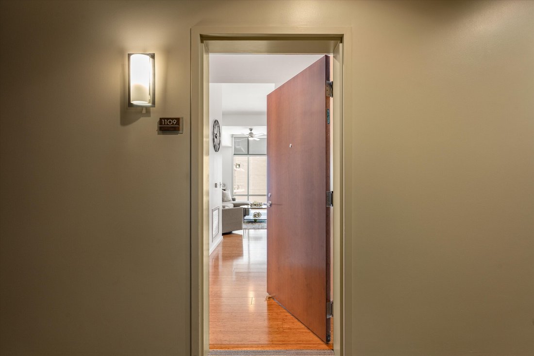Condo in Nashville, Tennessee, United States 5 - 18222260