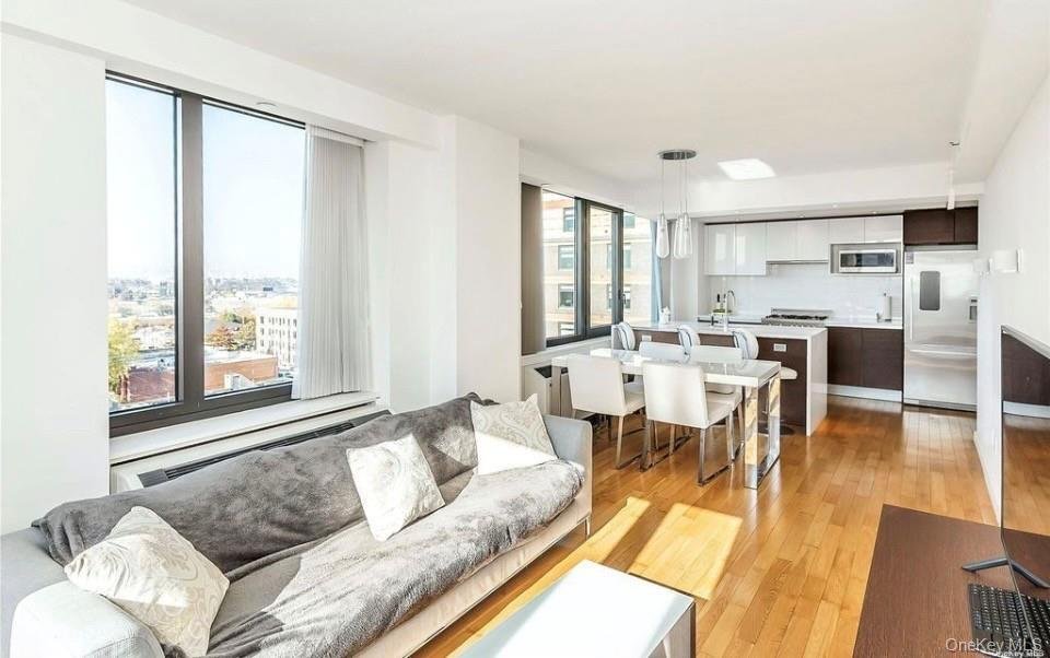 Condo in New York, New York, United States 5 - 18223436