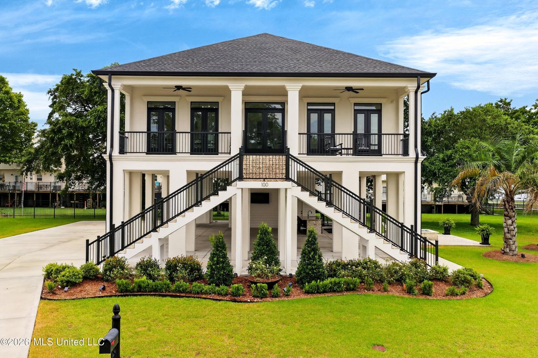 House in Long Beach, Mississippi, United States 3 - 18222182