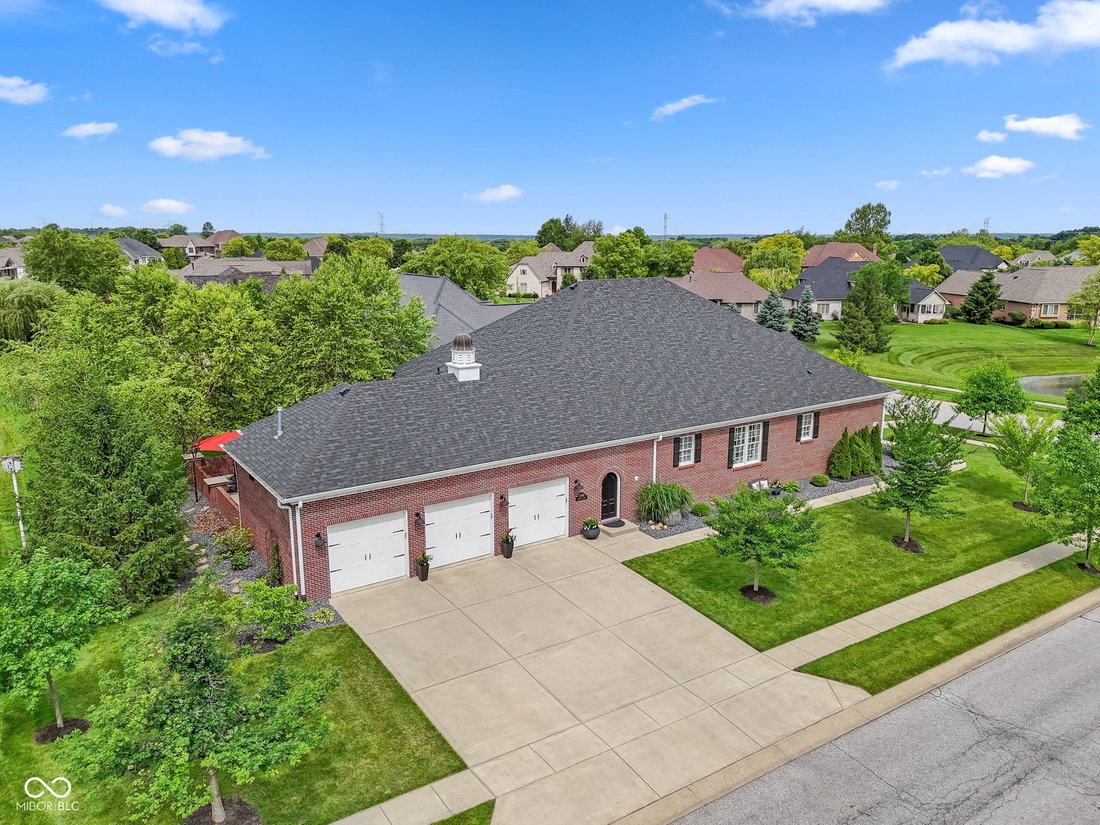 House in Greenwood, Indiana, United States 2 - 18222024
