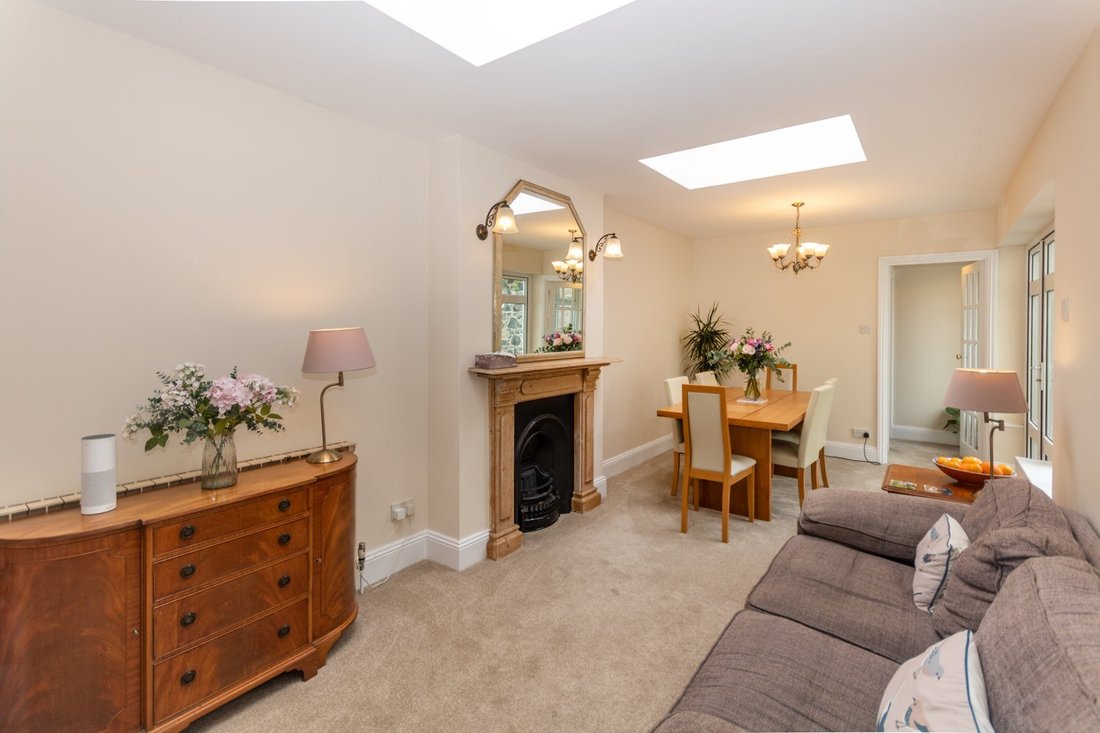 House in United Kingdom 5 - 18222575