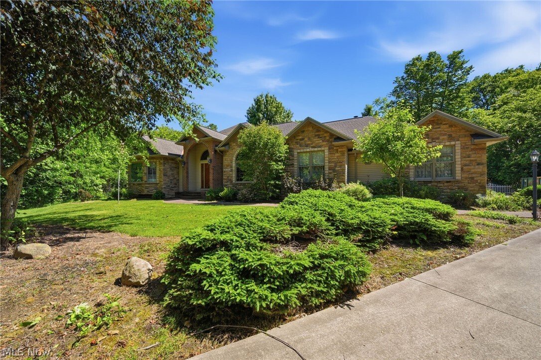 House in Chardon, Ohio, United States 2 - 18222469