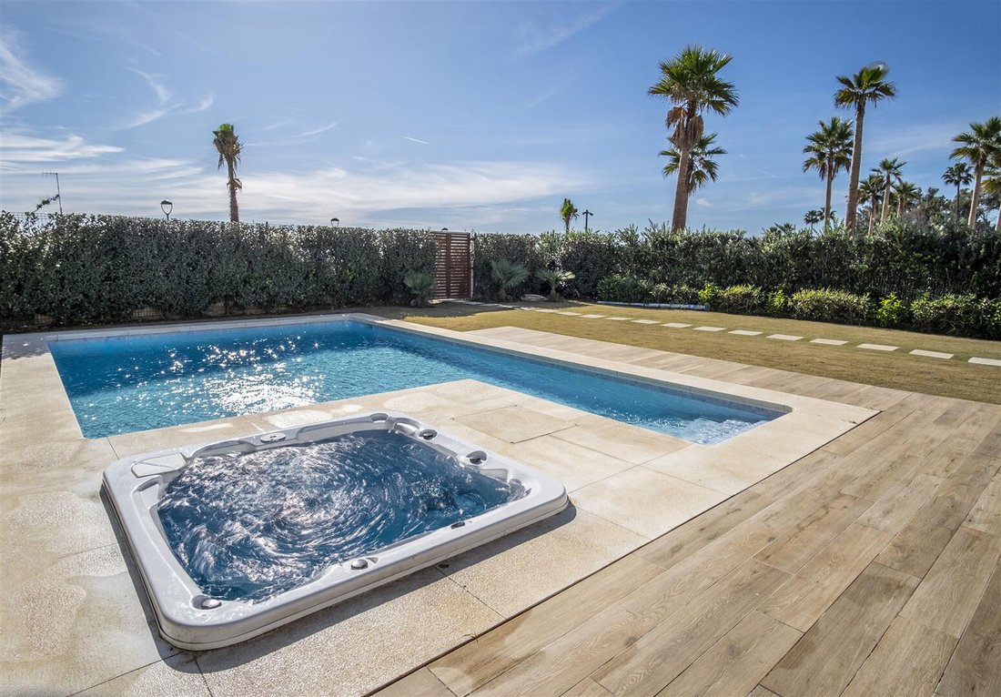 Villa in Cancelada, Estepona, Andalusia 4 - 18222133