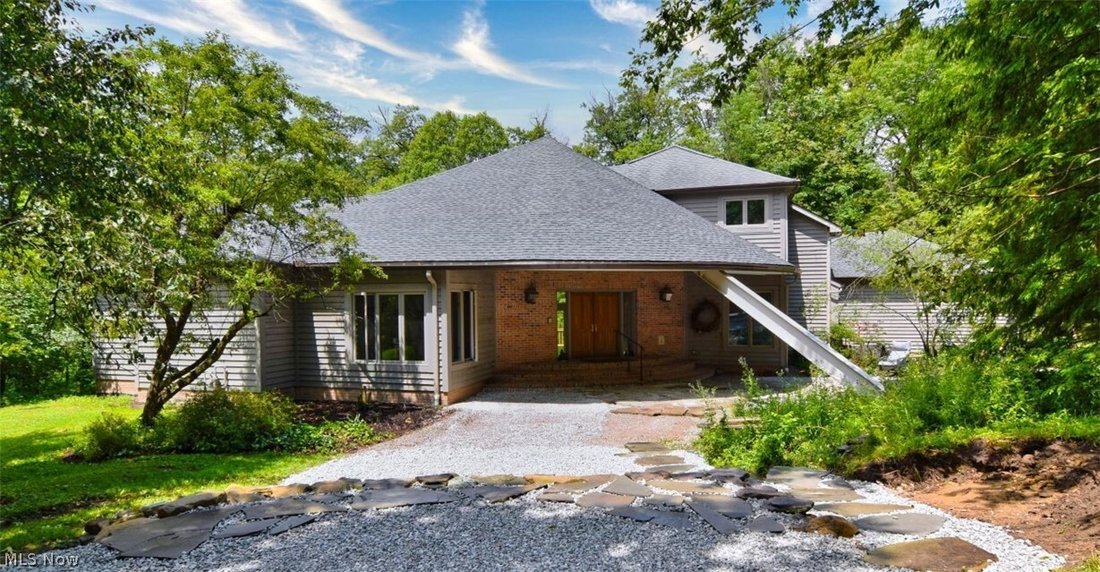 House in Novelty, Ohio, United States 1 - 18222466