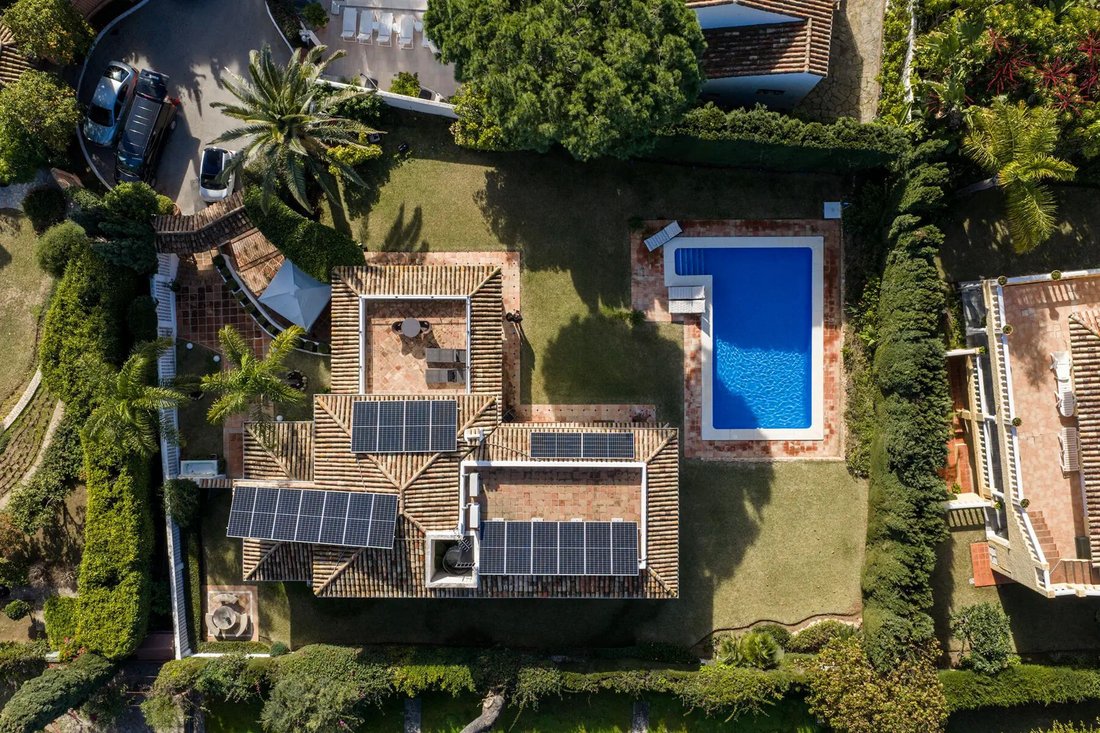 Villa in Marbella, Andalusia, Spain 2 - 18222334