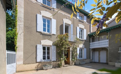 House in Arrondissement of Villefranche-sur-Saône, Auvergne-Rhône-Alpes, France 1