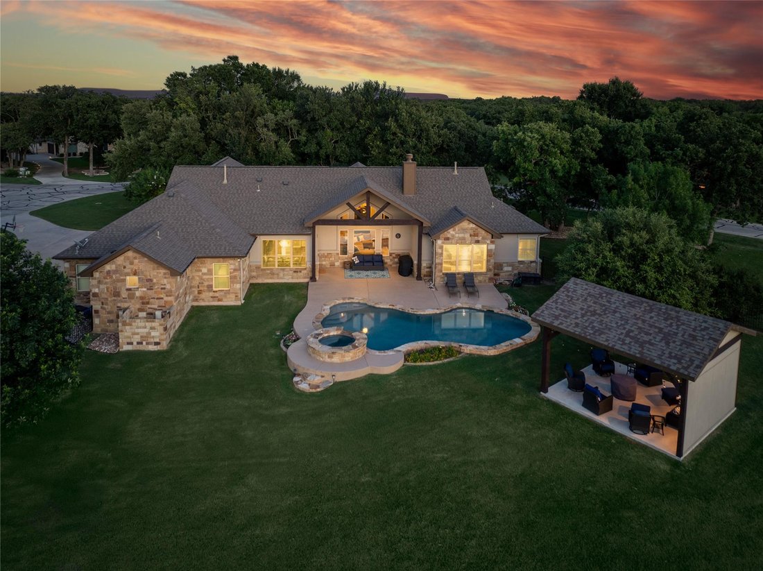 House in Florence, Texas, United States 1 - 18223045