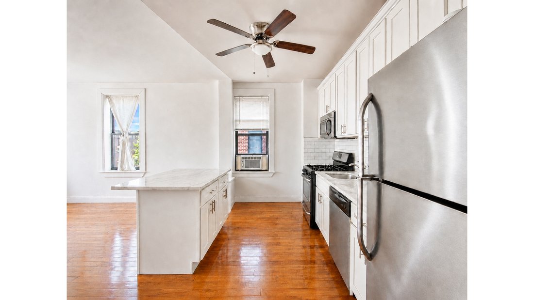 Condo in New York, New York, United States 2 - 18223344
