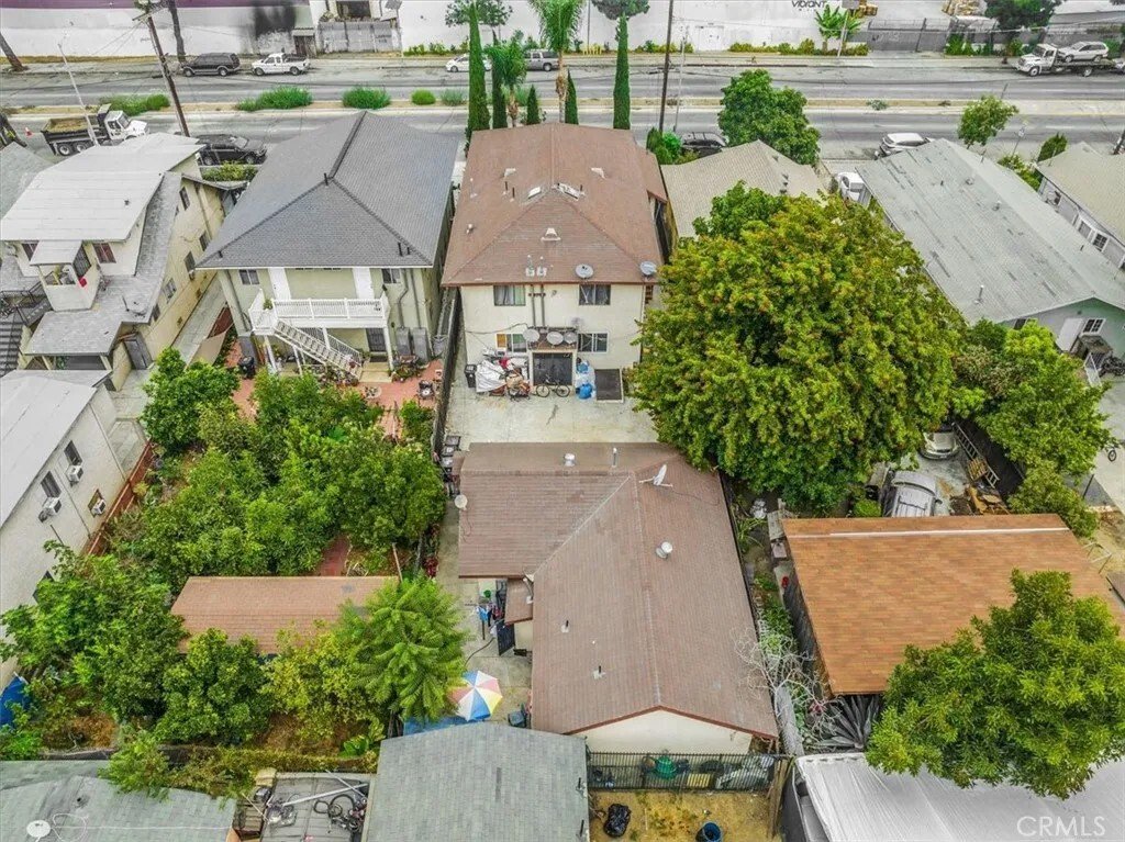 Los Angeles, California, United States 1 - 18223348