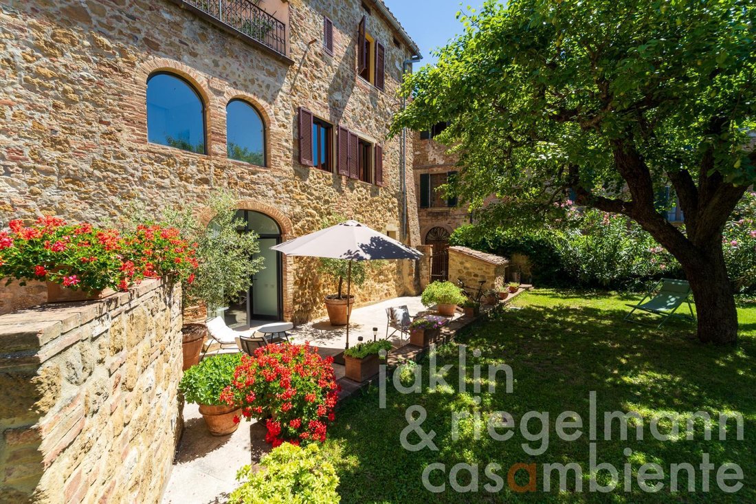 House in Trequanda, Tuscany, Italy 1 - 18221901