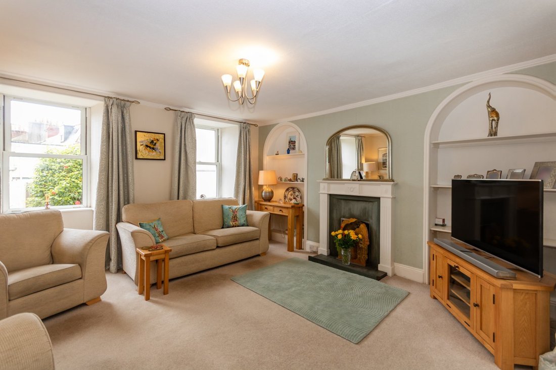 House in United Kingdom 2 - 18222575