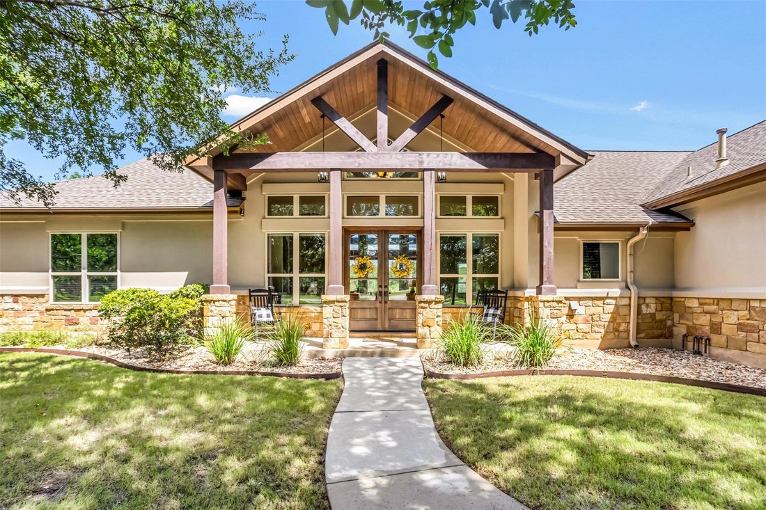 House in Florence, Texas, United States 3 - 18223045