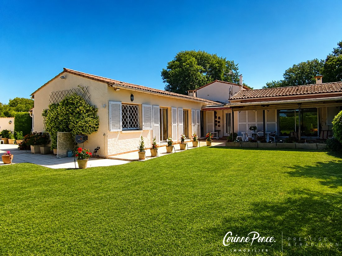 House in Garons, Occitania, France 2 - 18222806