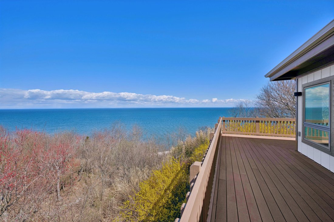 Jamesport, New York, United States 1 - 18223438