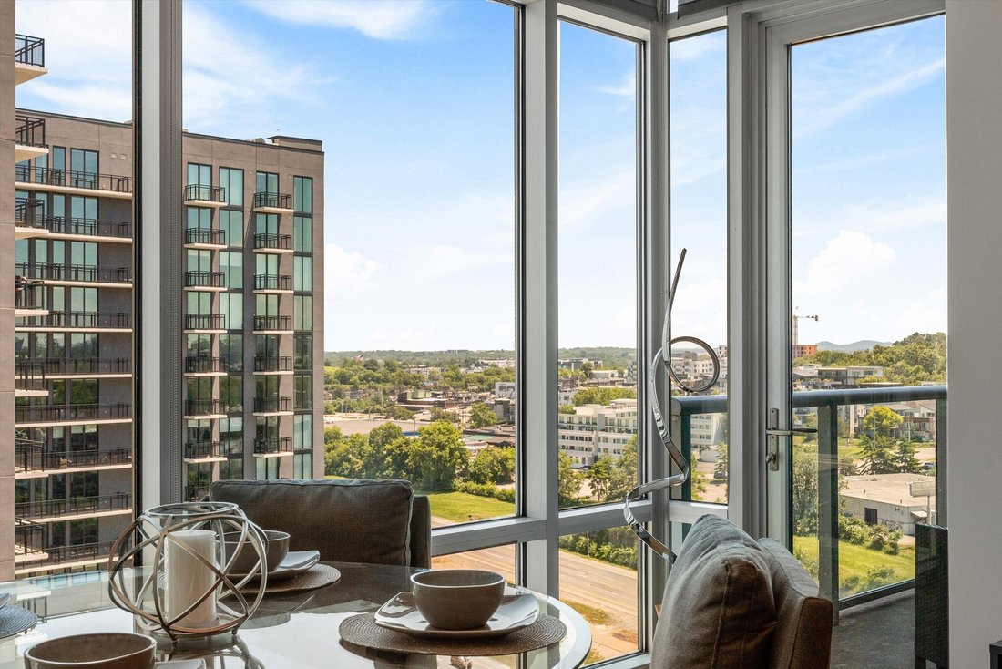 Condo in Nashville, Tennessee, United States 1 - 18222260