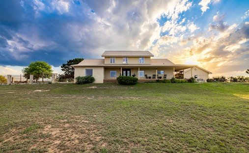 House in Ingram, Texas, United States 1