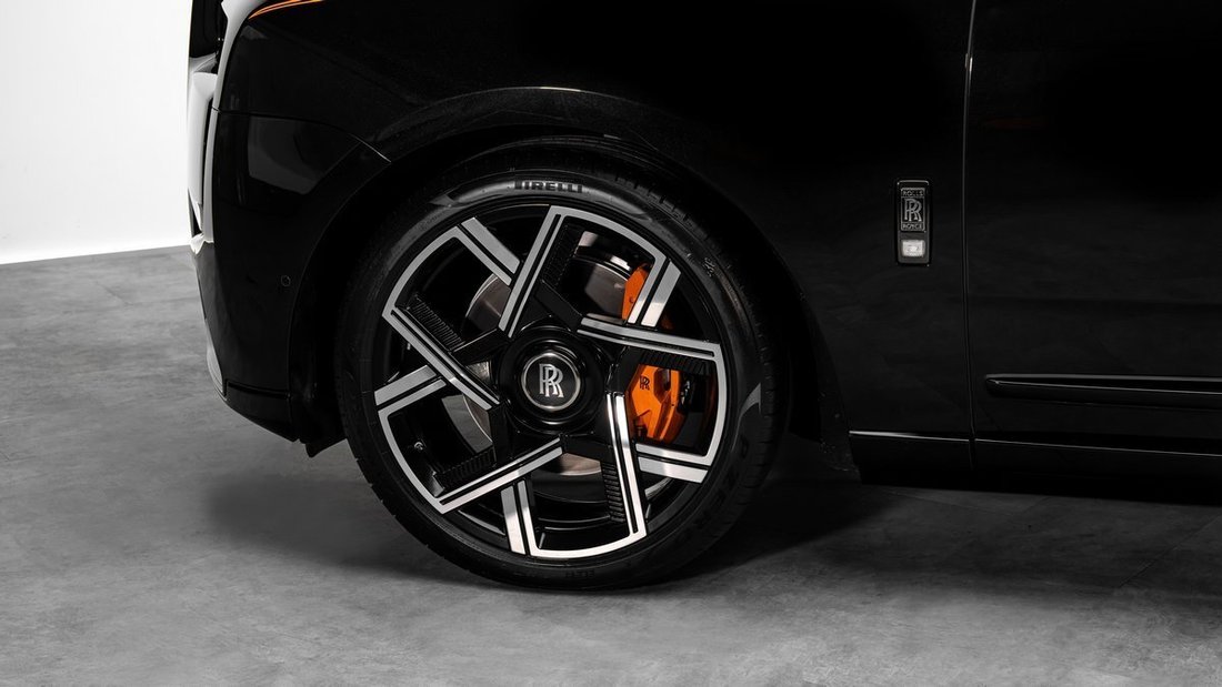 Suv in Dubai, United Arab Emirates 4 - 18234800