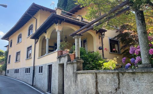 Villa à Griante, Lombardie, Italie 1