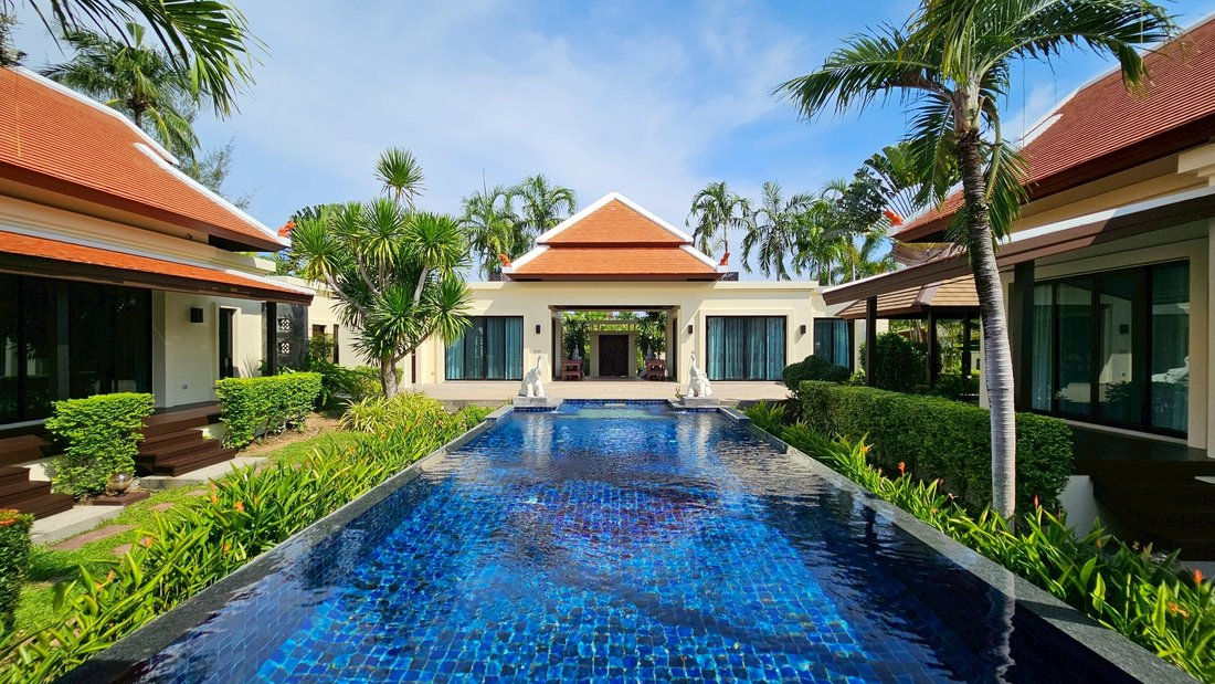 Villa in Rawai, Phuket, Thailand 1 - 18234040