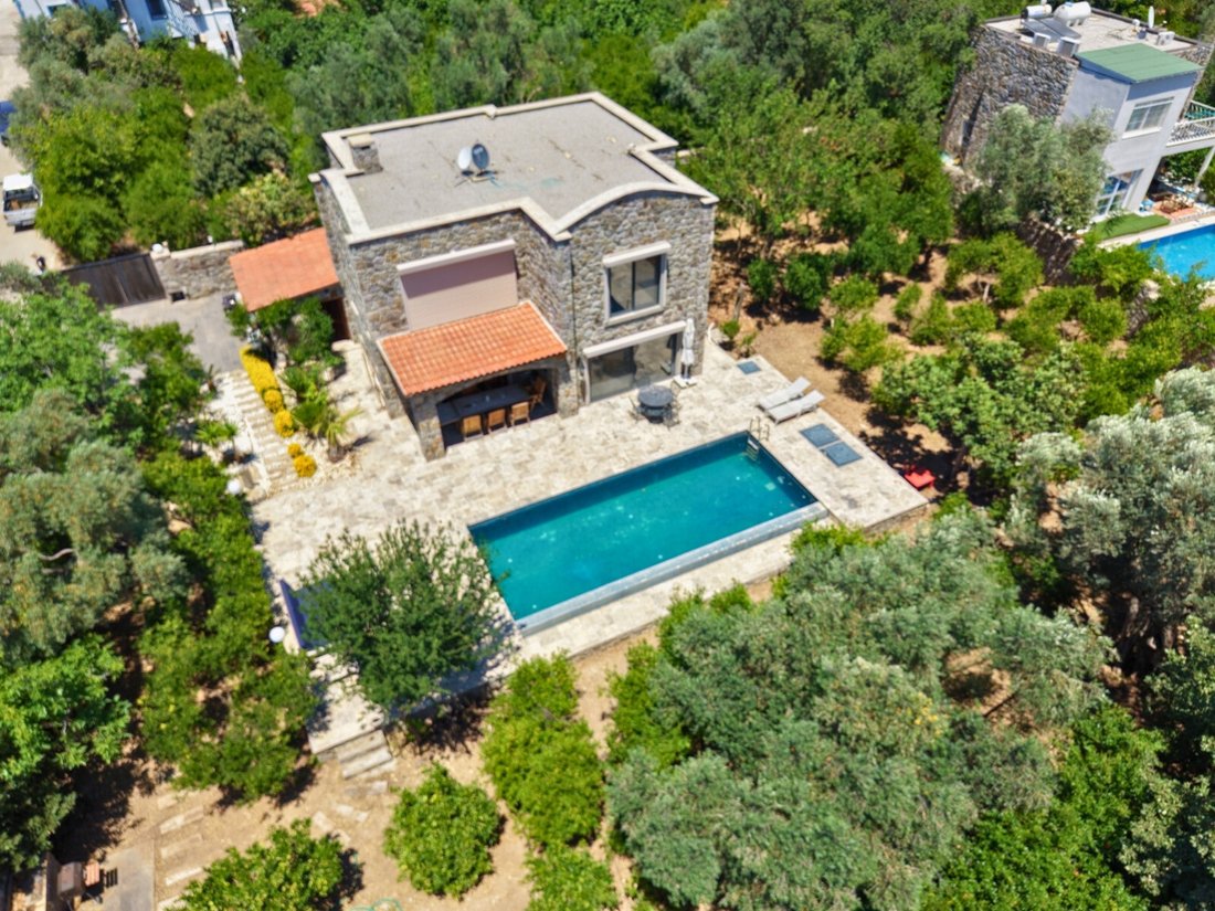 Villa in Bitez, Muğla, Turkey 1 - 18234700
