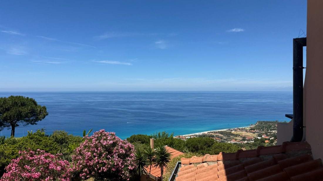 Penthouse in Zambrone, Calabria, Italy 2 - 18234403