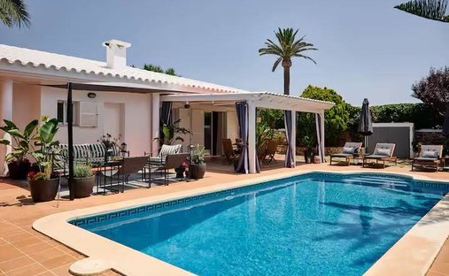 Villa a Punta Prima, Sant Lluís, Isole Baleari 1