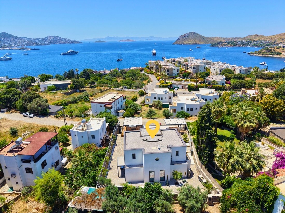 Villa in Yalıkavak, Muğla, Turkey 1 - 18234502