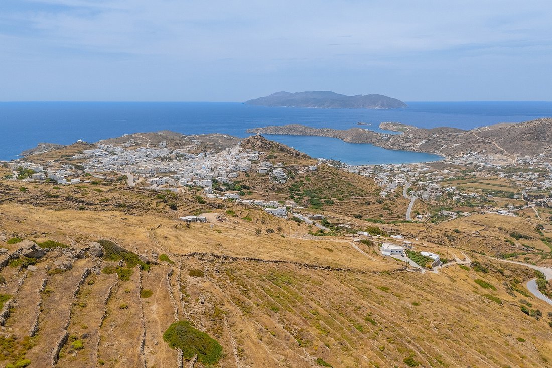 Land in Ios, Aegean, Griechenland 1 - 16655116