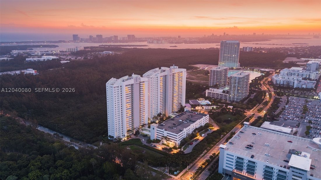 Condo in North Miami Beach, Florida, United States 4 - 18231844