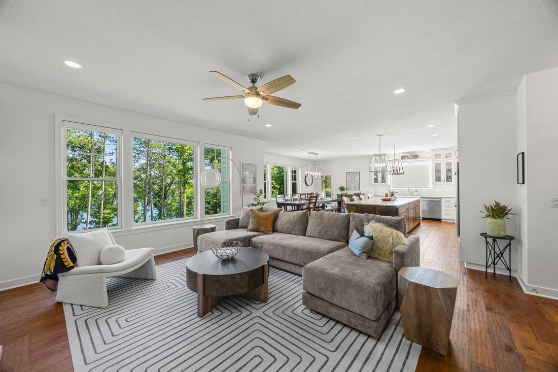 House in Chaska, Minnesota, United States 2 - 18223506