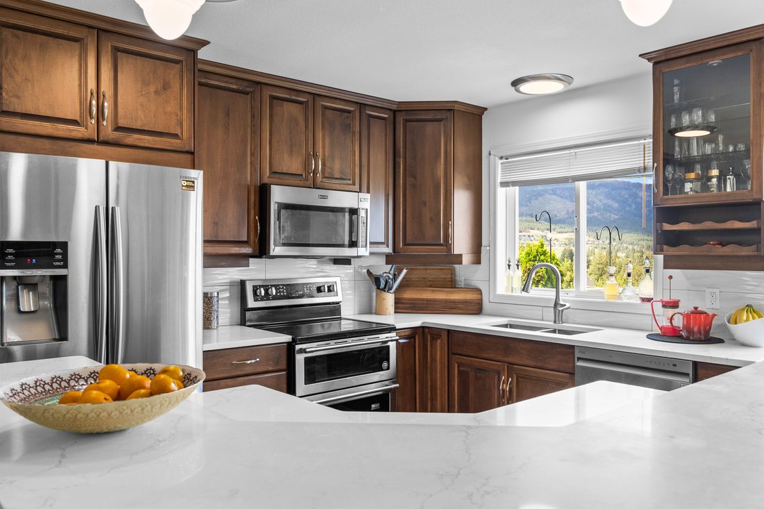House in West Kelowna, British Columbia, Canada 5 - 18230565