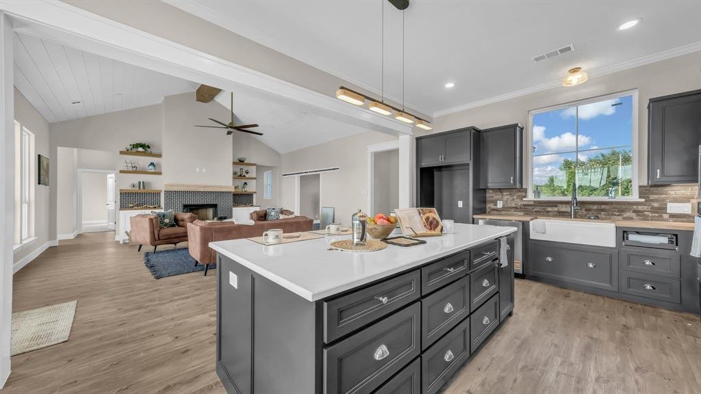 House in Granbury, Texas, United States 5 - 18053871