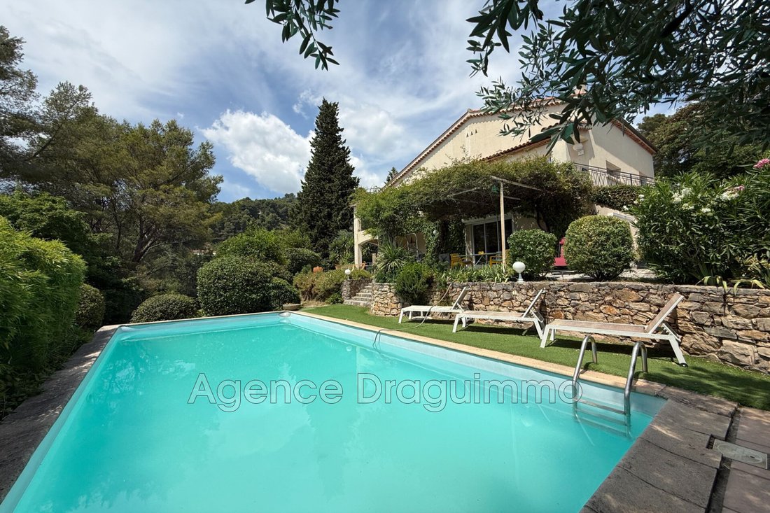 Villa in Centre Ancien, Draguignan, France 1 - 18223749