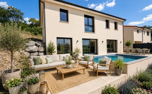 Villa à Mur-sur-Allier, Auvergne-Rhône-Alpes, France 1