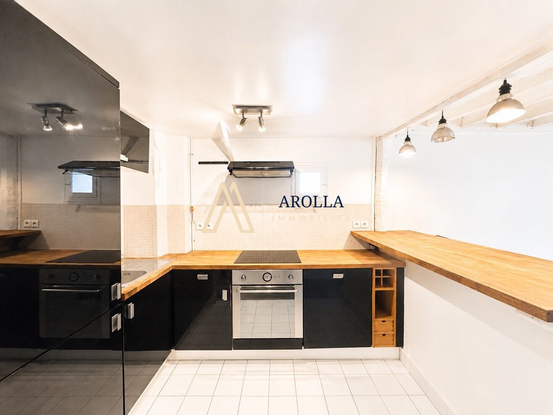 Apartment in Lorette-Martyrs, Paris 9e Arrondissement, Paris 5 - 18229150