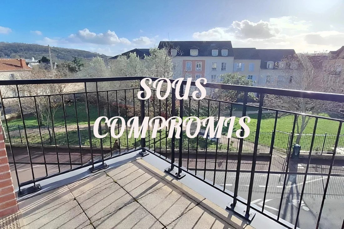Apartment in Centre Ville, Croissy-sur-Seine, France 1 - 17416364
