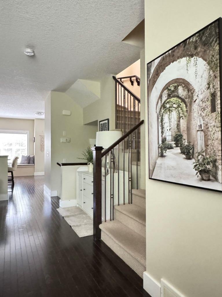 House in Calgary, Alberta, Canada 3 - 18230586