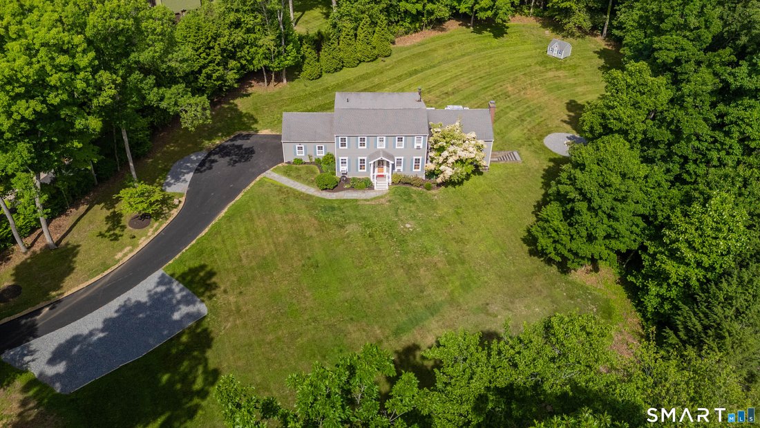 House in Southbury, Connecticut, United States 3 - 18231768
