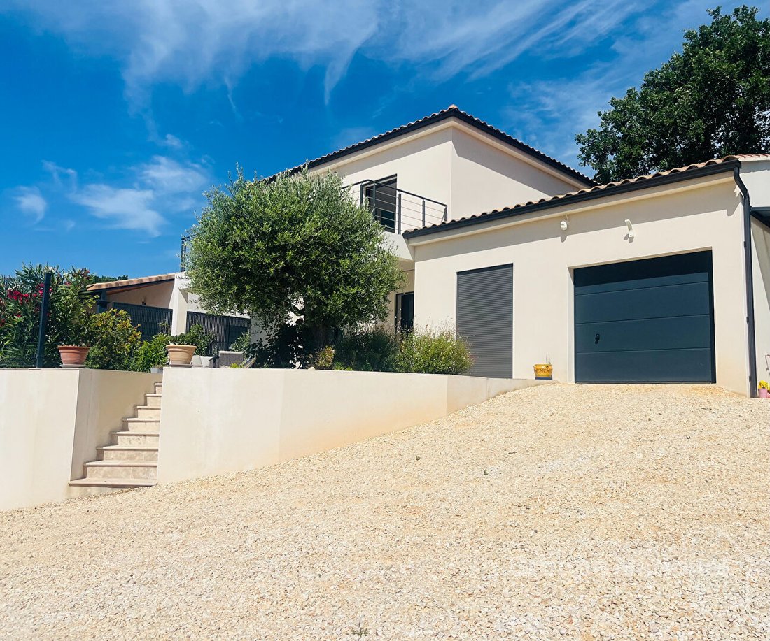 Villa in Goudargues, Occitania, France 2 - 18227896
