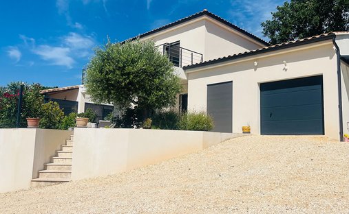 Villa en Goudargues, Occitania, Francia 1