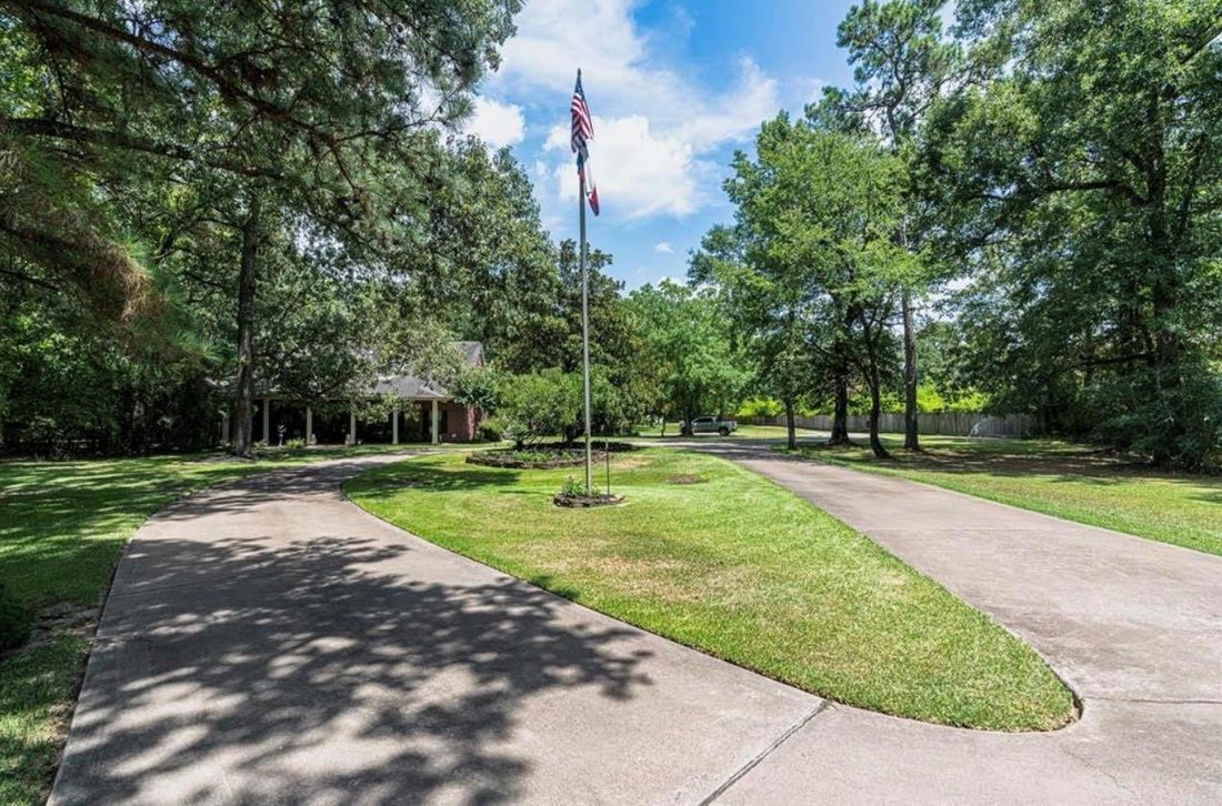 House in Conroe, Texas, United States 4 - 18232191