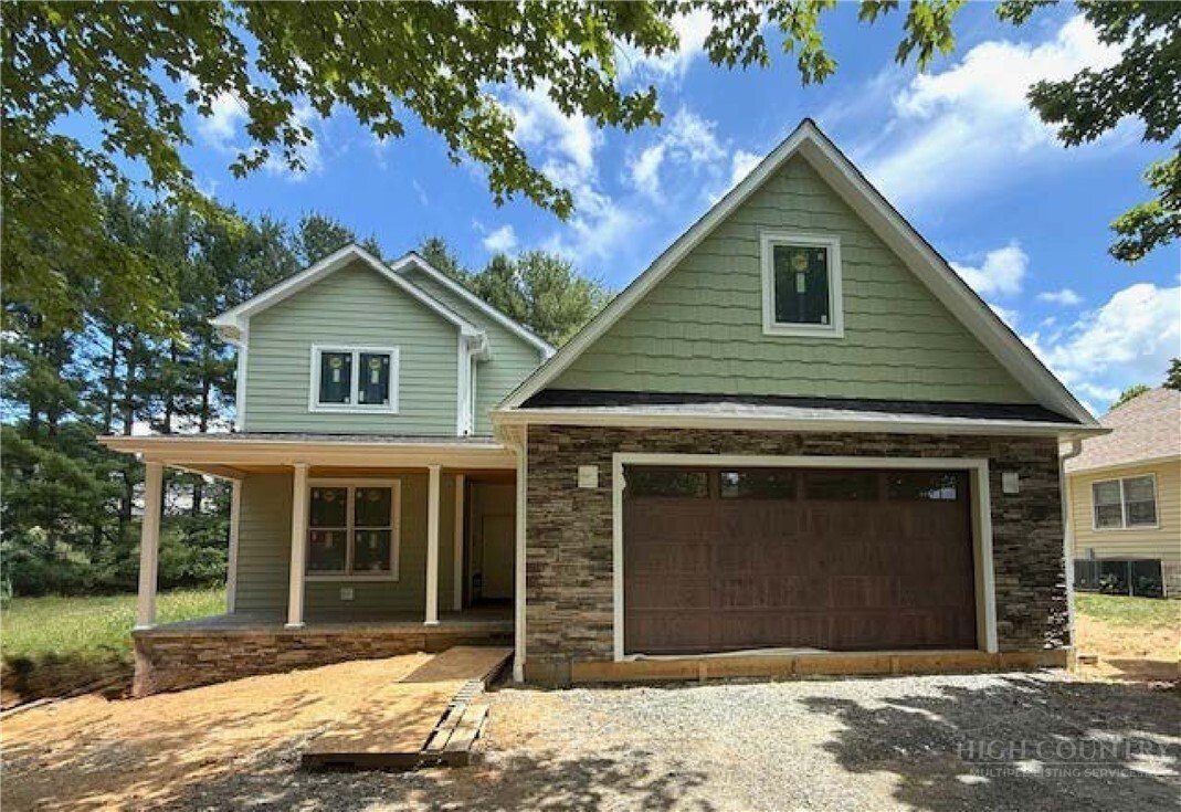 House in Creston, North Carolina, United States 1 - 17173909